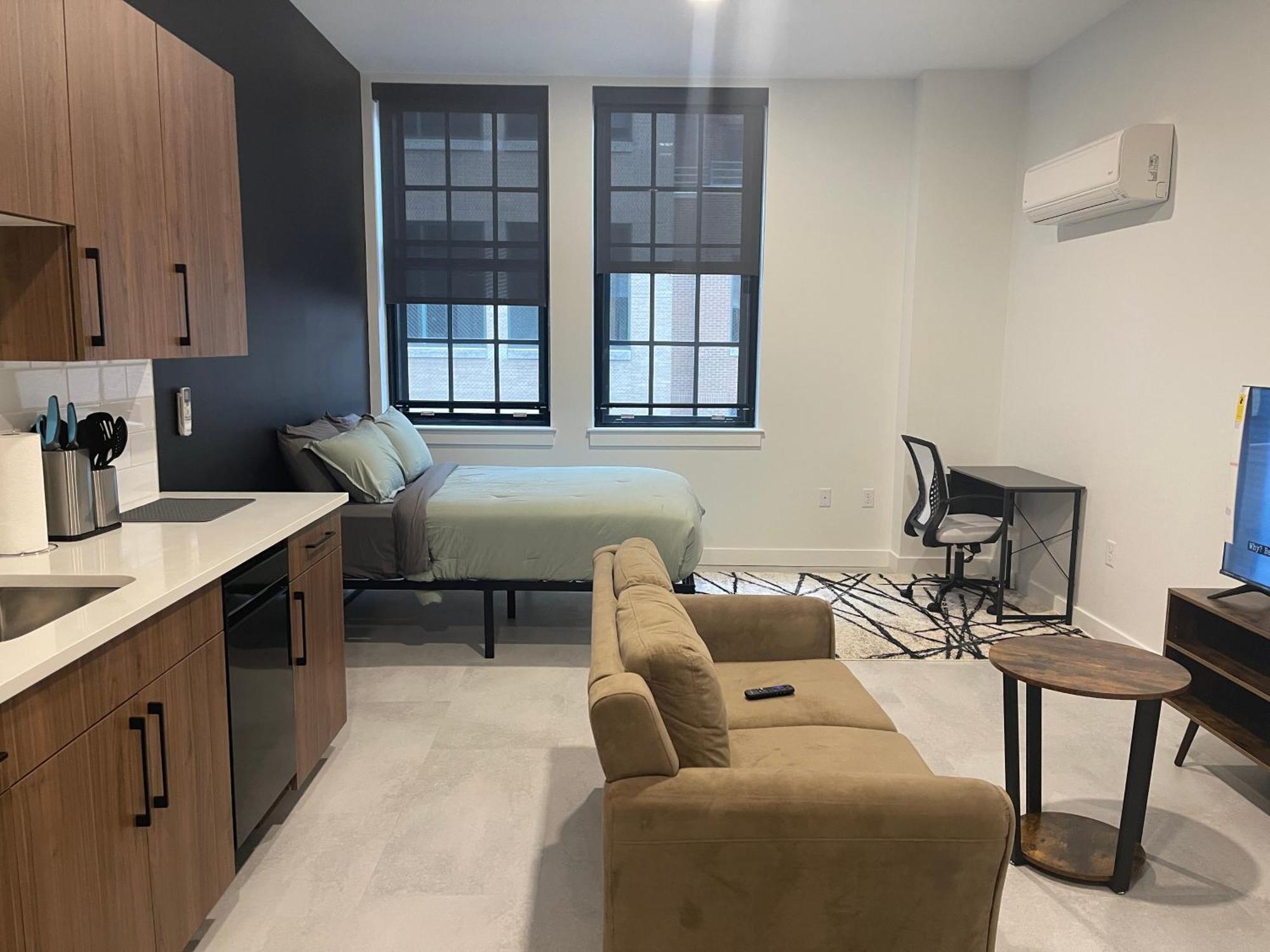 Apartament Hartford Downtown: 2Mins Walk To Xl Center Zewnętrze zdjęcie