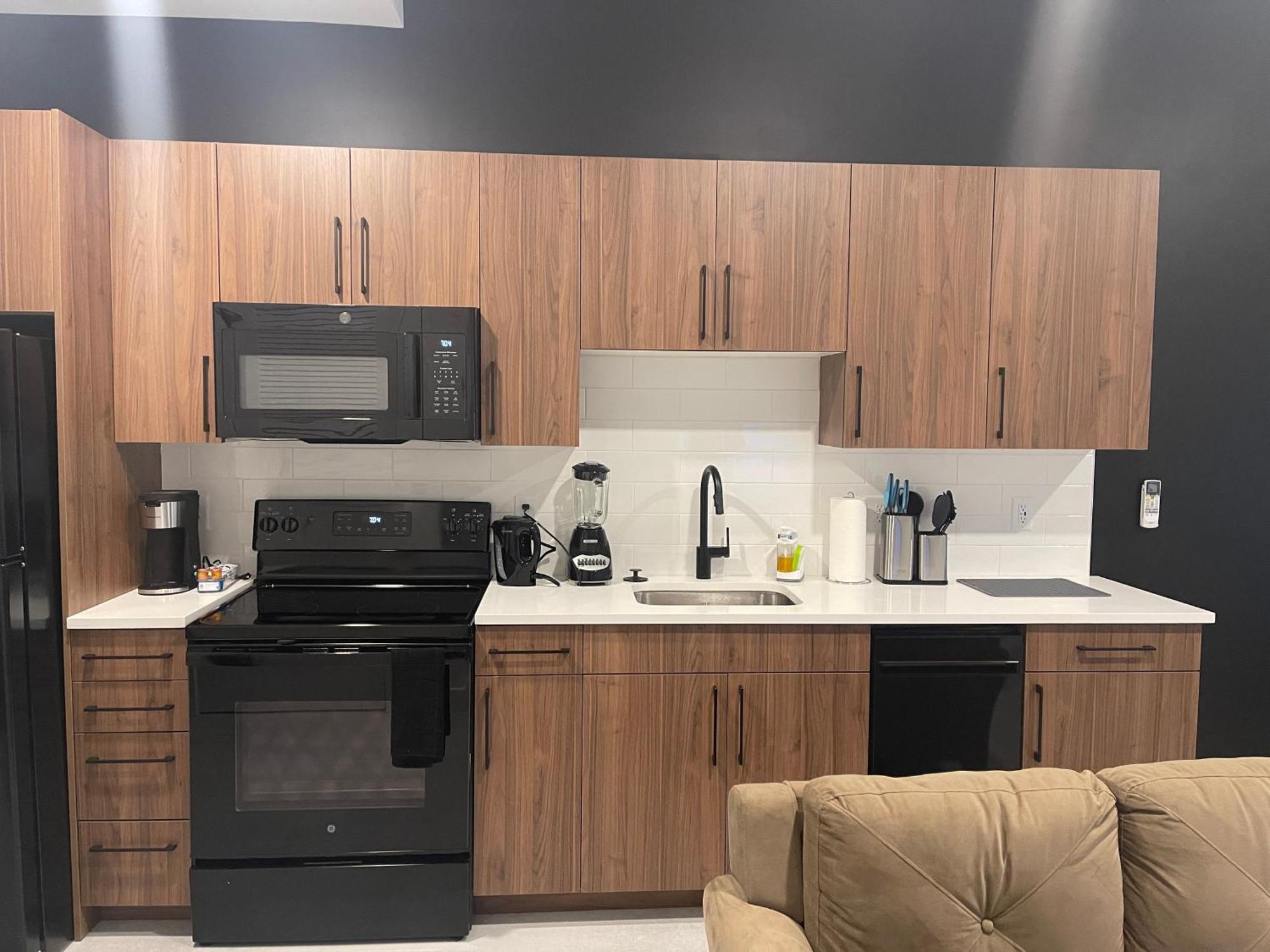 Apartament Hartford Downtown: 2Mins Walk To Xl Center Zewnętrze zdjęcie